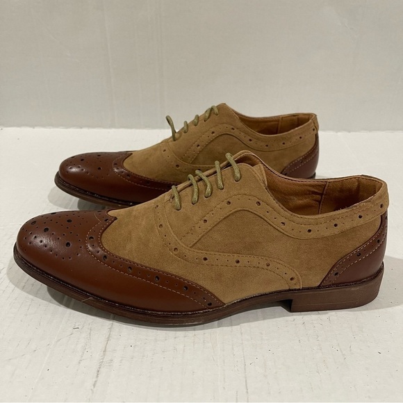 Men’s Royal Shoes Brown Faux Leather Dressy Oxfords Size 7.5 US! - Picture 3 of 11